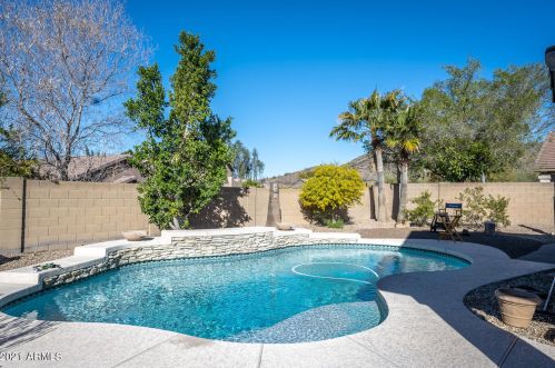 26014 41st Ave, Phoenix AZ 85009-2035 exterior