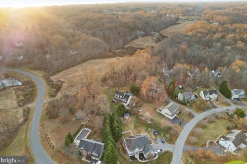 2949 Queensberry Dr, Huntingtown MD 20639-2306 exterior