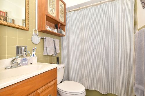 2616 74 Ct, Chicago IL 60707-3730 exterior