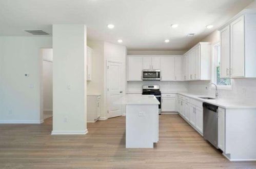 2130 Hydrangea Ln, Austell GA 30106-2660 exterior