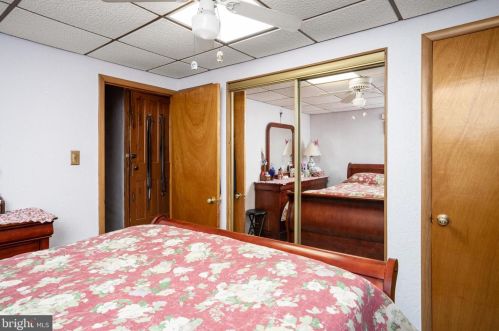 518 Schiller Ave, Trenton NJ 08610-6029 exterior