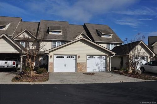 69 Rotunda Cir, Asheville, NC 28806-0005