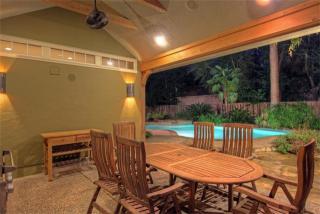 10 Larks Aire Pl, Spring TX  77381-6424 exterior