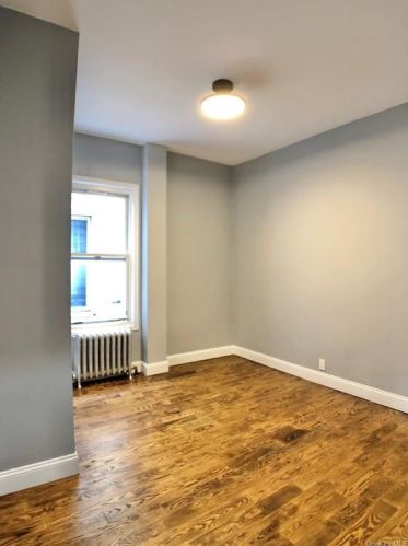 1837 Victor St, Bronx NY 10462-3509 exterior