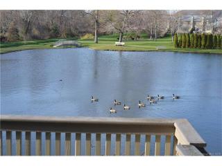 201 Metacomet Dr, Meriden CT  06450-3564 exterior