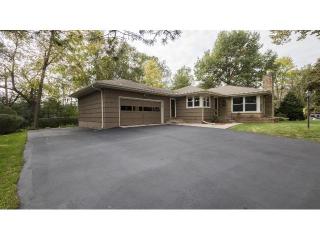 17015 Sherwood Rd, Hopkins MN  55345-6816 exterior