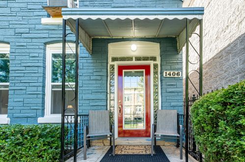 1406 Artesian Ave, Chicago IL  60622-1703 exterior