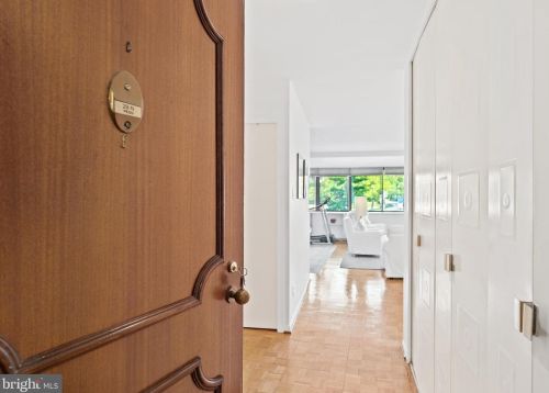 2510 Virginia Ave, Washington, DC 20037-1902