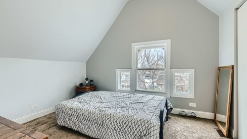 209 19 Ave, Broadview IL 60153-1727 exterior