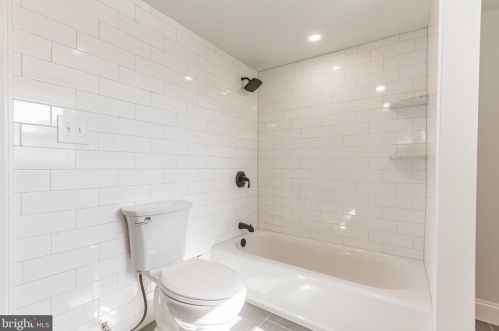 2431 Cedar St, Philadelphia PA 19134-4406 exterior