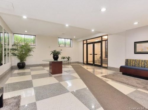 2736 Independence Ave, Bronx, NY 10463-4603