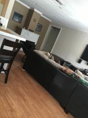 7353 Yarmouth Ave, Los Angeles CA  91335-3344 exterior