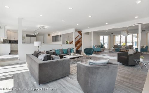 829 Spar Dr, Lacey NJ 08731-3028 exterior