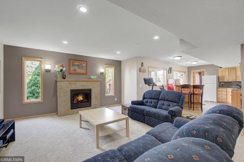 649 Falcon Rdg Rd, Saint Paul MN 55125-1458 exterior