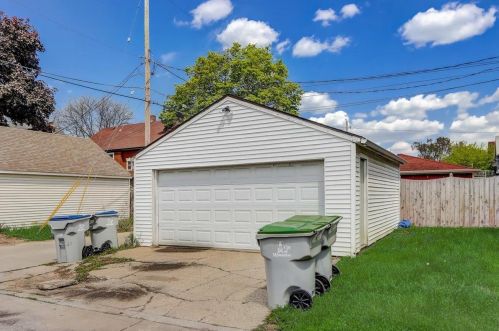 3119 53rd St, Milwaukee WI 53219-4521 exterior