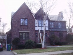 57 Gralynn Rd, Newton, MA 02459-1342