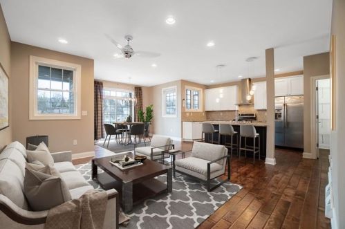 150 Labelle St, Pittsburgh, PA 15211-1368