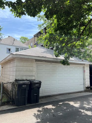 4918 Spaulding Ave, Chicago IL 60624-3330 exterior