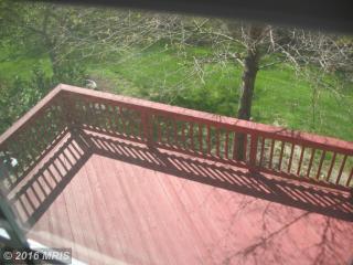 8833 Manahan Dr, Ellicott MD  21043-5404 exterior