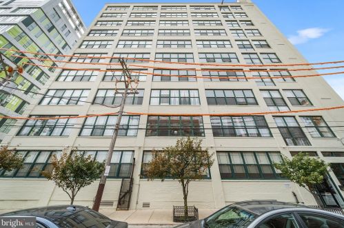 314 12th St, Philadelphia PA 19107-1126 exterior