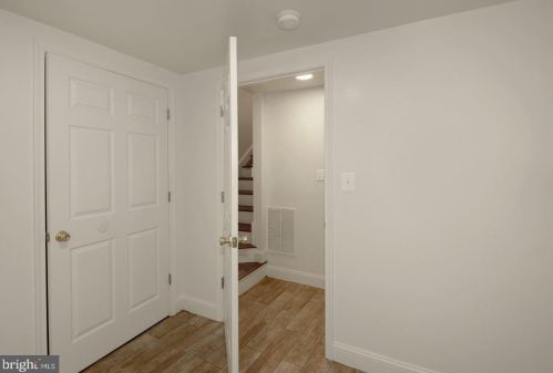 210 Orange St, Washington DC 20032-1737 exterior