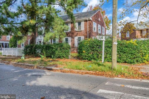 1003 Ironside Rd, Camden NJ 08104-2844 exterior