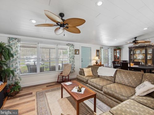 32878 Holly Pne Dr, Lewes DE 19958-4446 exterior