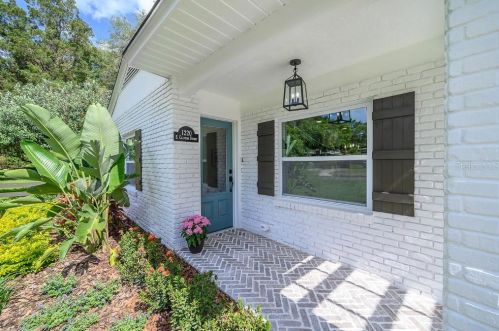 1220 Clifton St, Tampa FL  33604-6810 exterior