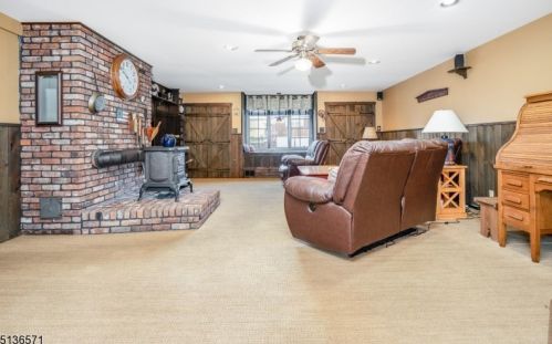 2065 Prospect Ave, Scotch Plains NJ 07076-1369 exterior