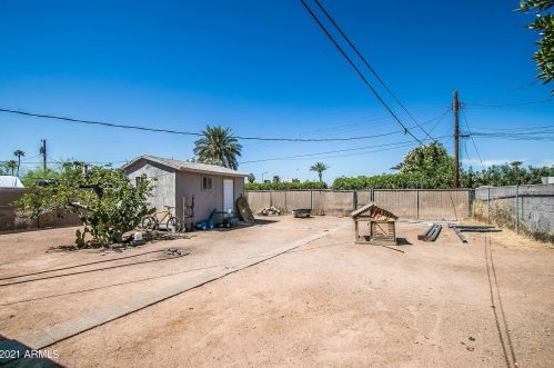 430 42nd St, Phoenix AZ 85032-1403 exterior