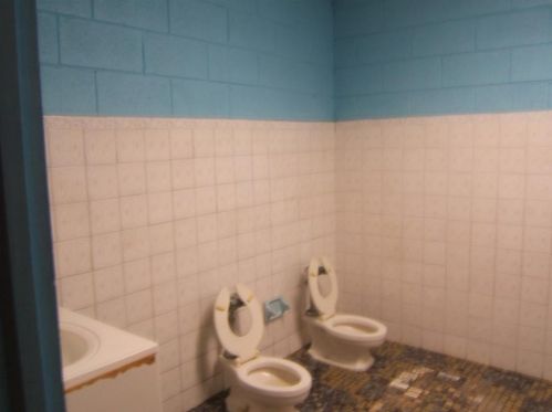 916 Metropolitan Pkwy, Atlanta GA 30310-4447 exterior