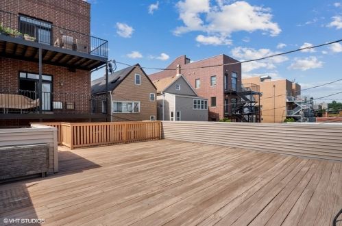 1330 Diversey Pkwy, Chicago IL  60614-1208 exterior