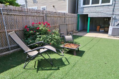 1931 Addison St, Chicago IL 60613-3504 exterior