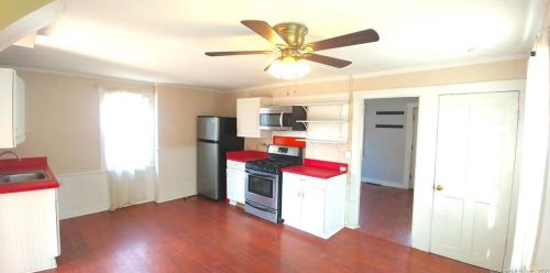 62 Eldridge St, Manchester CT 06040-5551 exterior