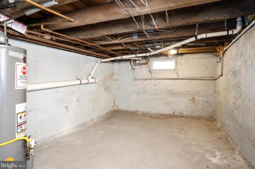 518 Schiller Ave, Trenton NJ 08610-6029 exterior