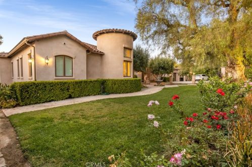 1241 Valencia Mesa Dr, Fullerton CA 92833-2220 exterior