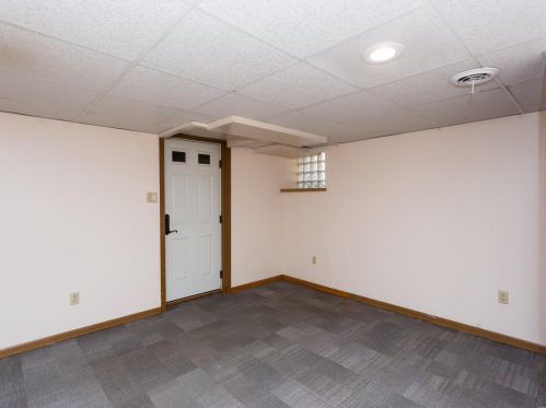 6471 Devonshire Ave, Saint Louis MO 63109-2505 exterior