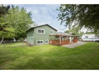 7930 105th Ave, Portland, OR 97266-6337