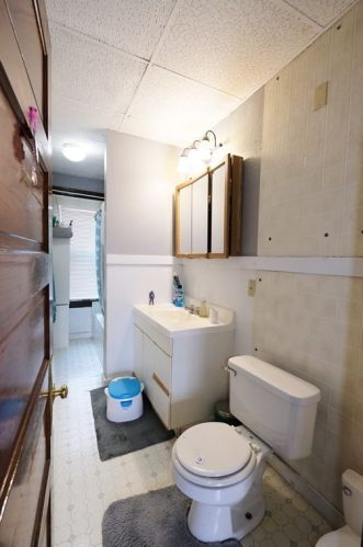 21 Woodward St, Worcester MA 01610-2937 exterior