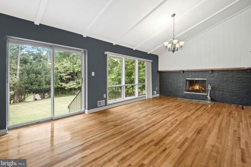 11008 Wheeler Dr, Silver Spring MD 20901-4426 exterior