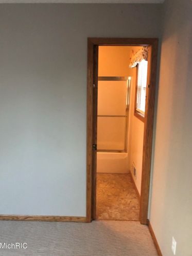 450 Macomb Ave, Grand Rapids MI 49534-3549 exterior