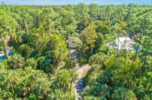 4310 11 Ave, Naples FL 34102-7022 exterior