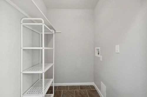 1406 Cartecay Dr, Atlanta GA  30319-3404 exterior