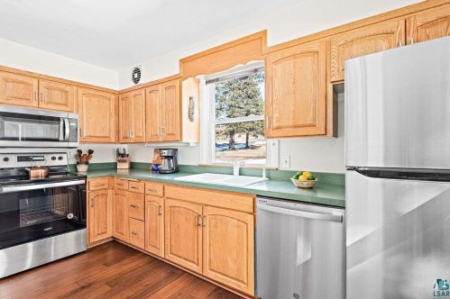 22 Winona St, Duluth MN 55803-1808 exterior