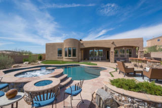 6014 Indian Trl, Tucson AZ  85750-1140 exterior