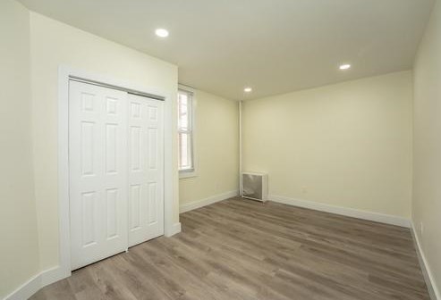 27 St, Union City NJ 07086-7203 exterior