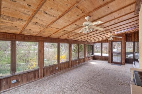 4901 Sefton Dr, Saint Louis MO 63128-2918 exterior