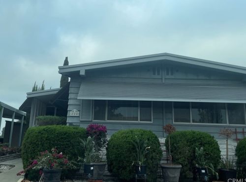 2851 Rolling Hills Dr, Fullerton CA 92835-2379 exterior