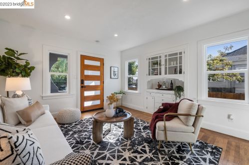 1307 Haskell St, Berkeley CA 94702-2415 exterior