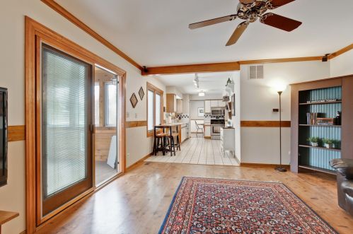 1537 Candlewood Dr, Bull Valley IL 60014-8962 exterior